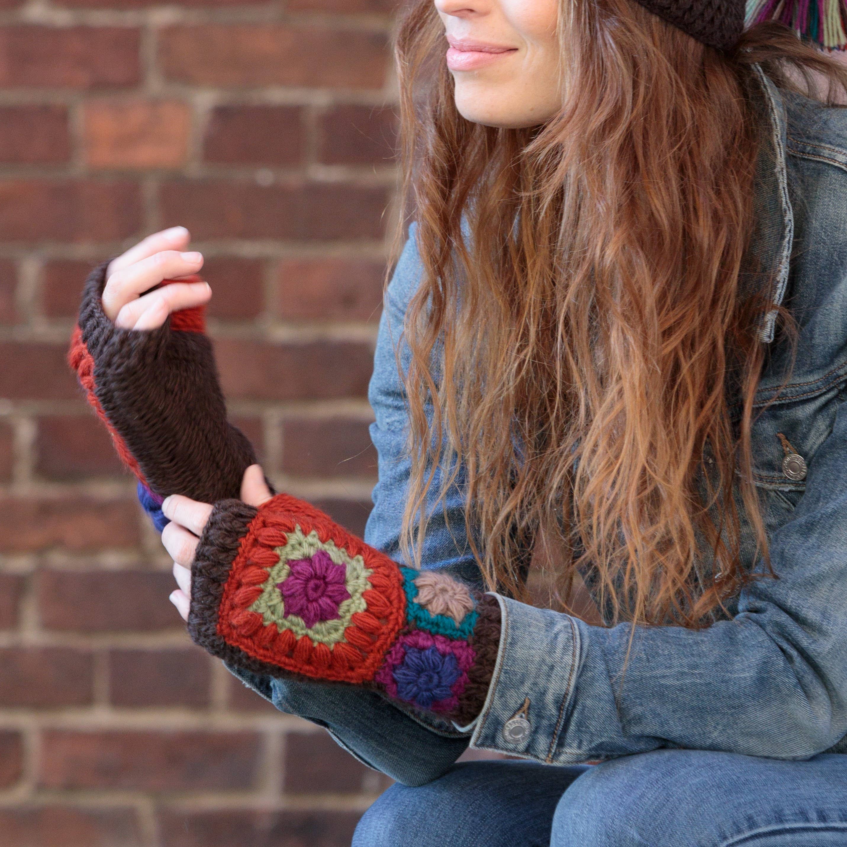 Aria - wool crochet handwarmers