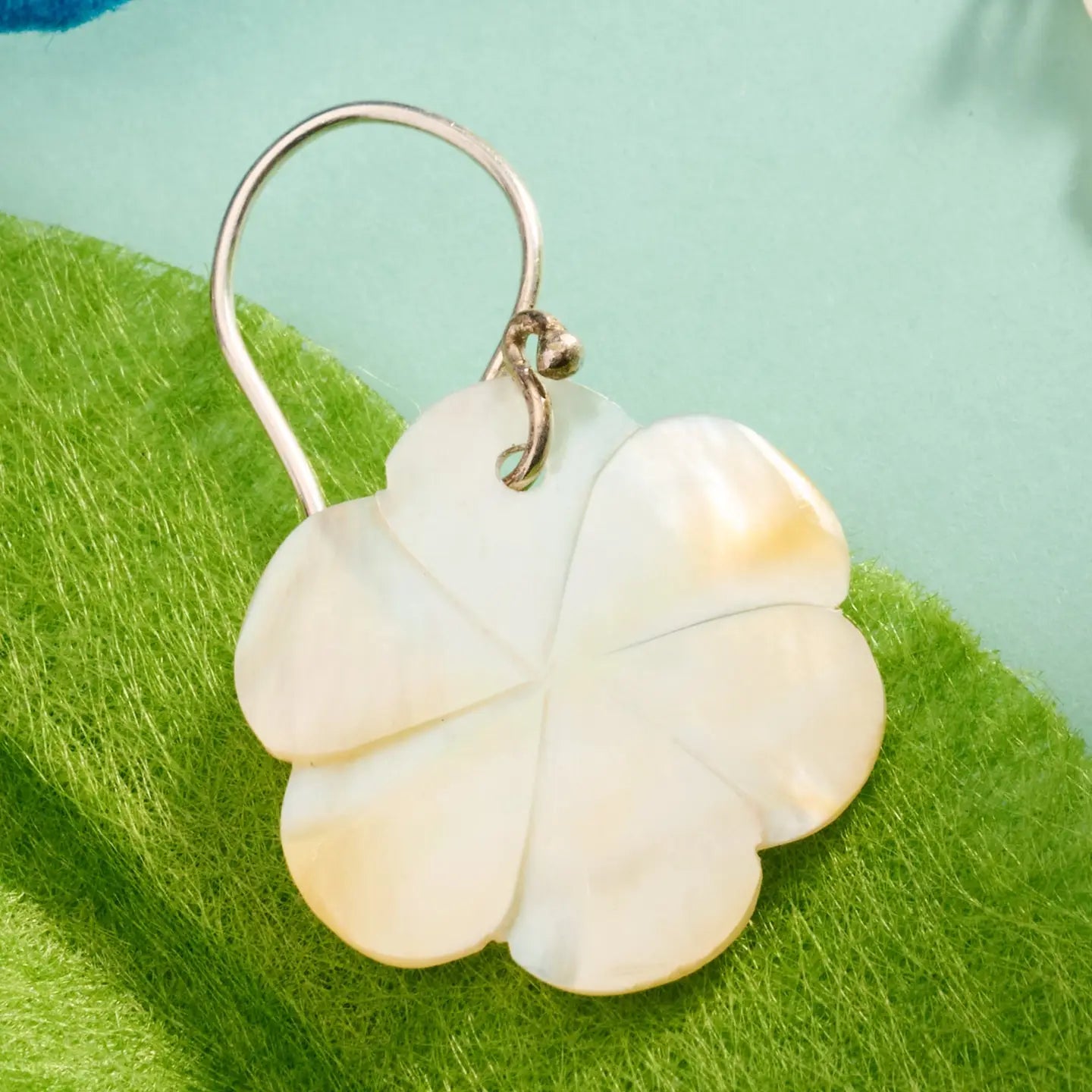 Seroja Mother of Pearl Earrings