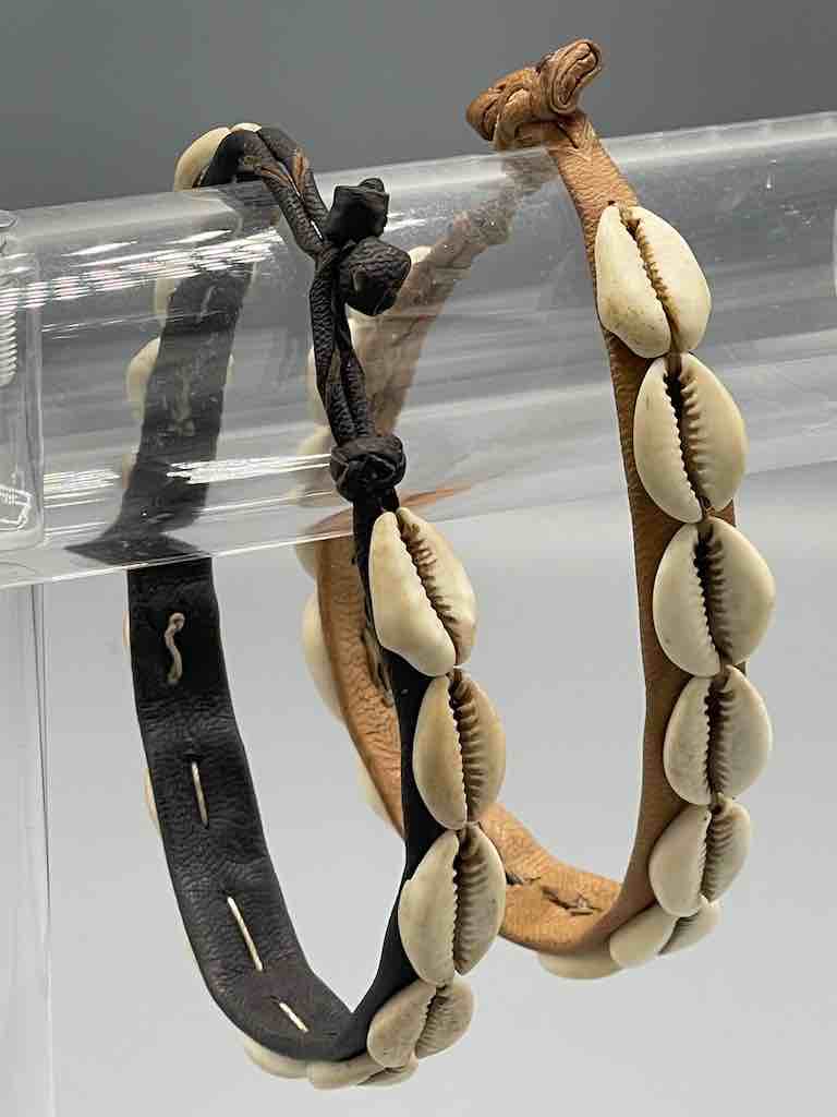 Cowrie Shell Leather Clasp Anklet